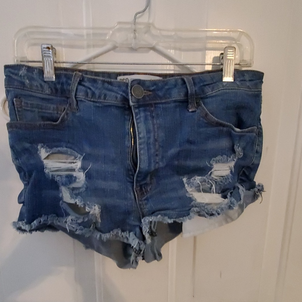 🦄🦄4/20 RSQ venice mid rise cutoffs